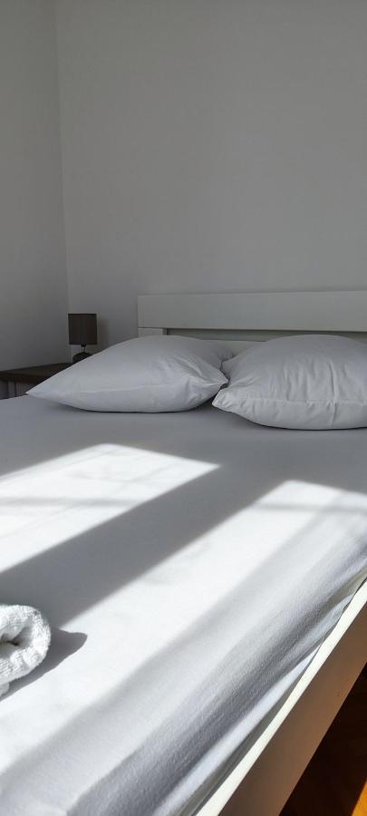 Apartman Leona Каштела Экстерьер фото