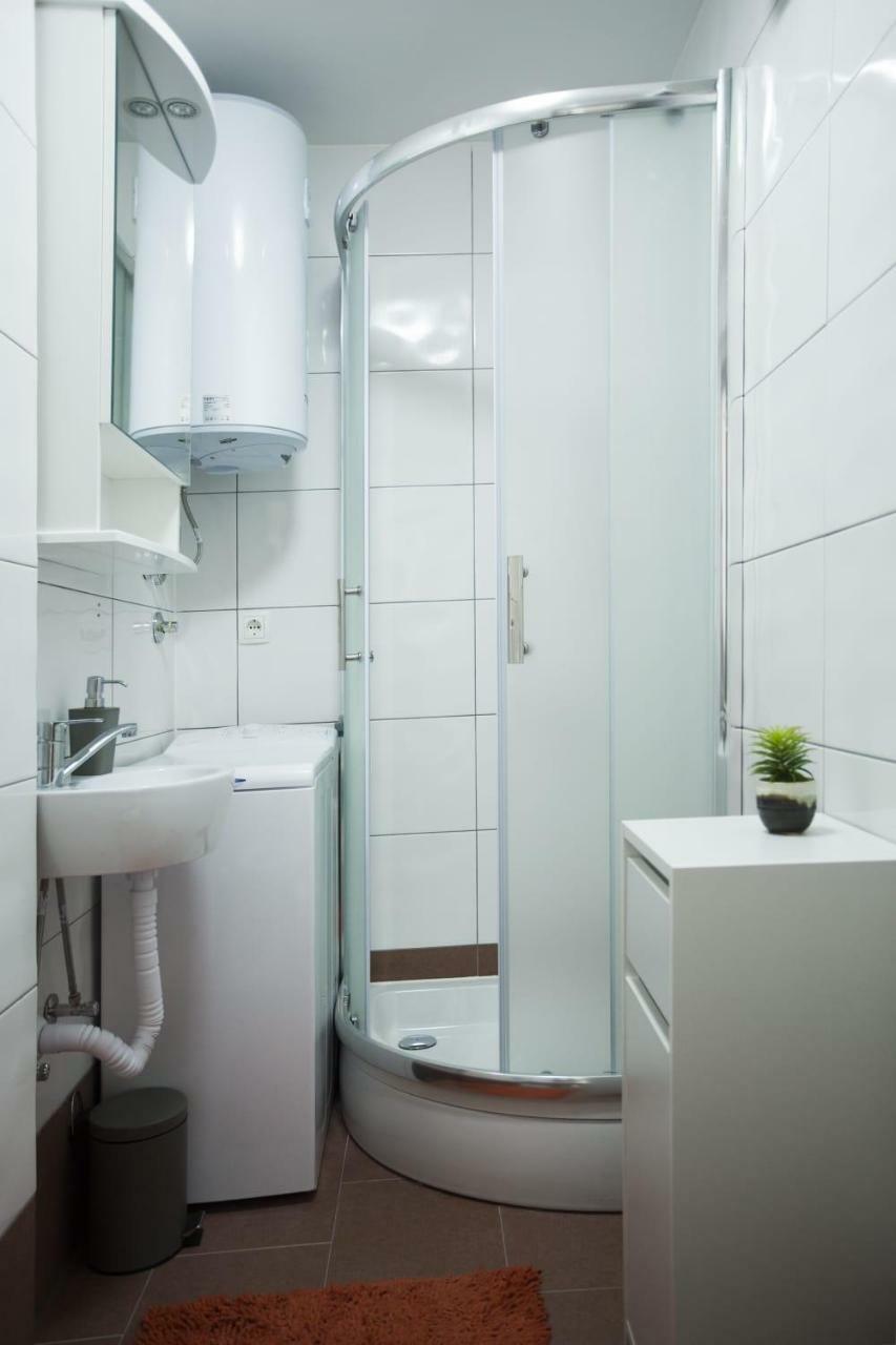 Apartman Leona Каштела Экстерьер фото